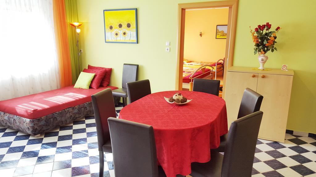 Gaestezimmer Wurm Monchhof Номер фото